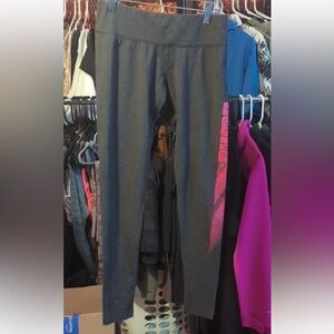 🖤 PUMA Women’s Athletic Leggings | Gray & Pink Logo | Size M 🩷